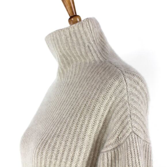 Le KASHA Heathered Beige Rib Knit Cashmere Sweater S/M Turtleneck Pullover 1918 - Picture 3 of 7
